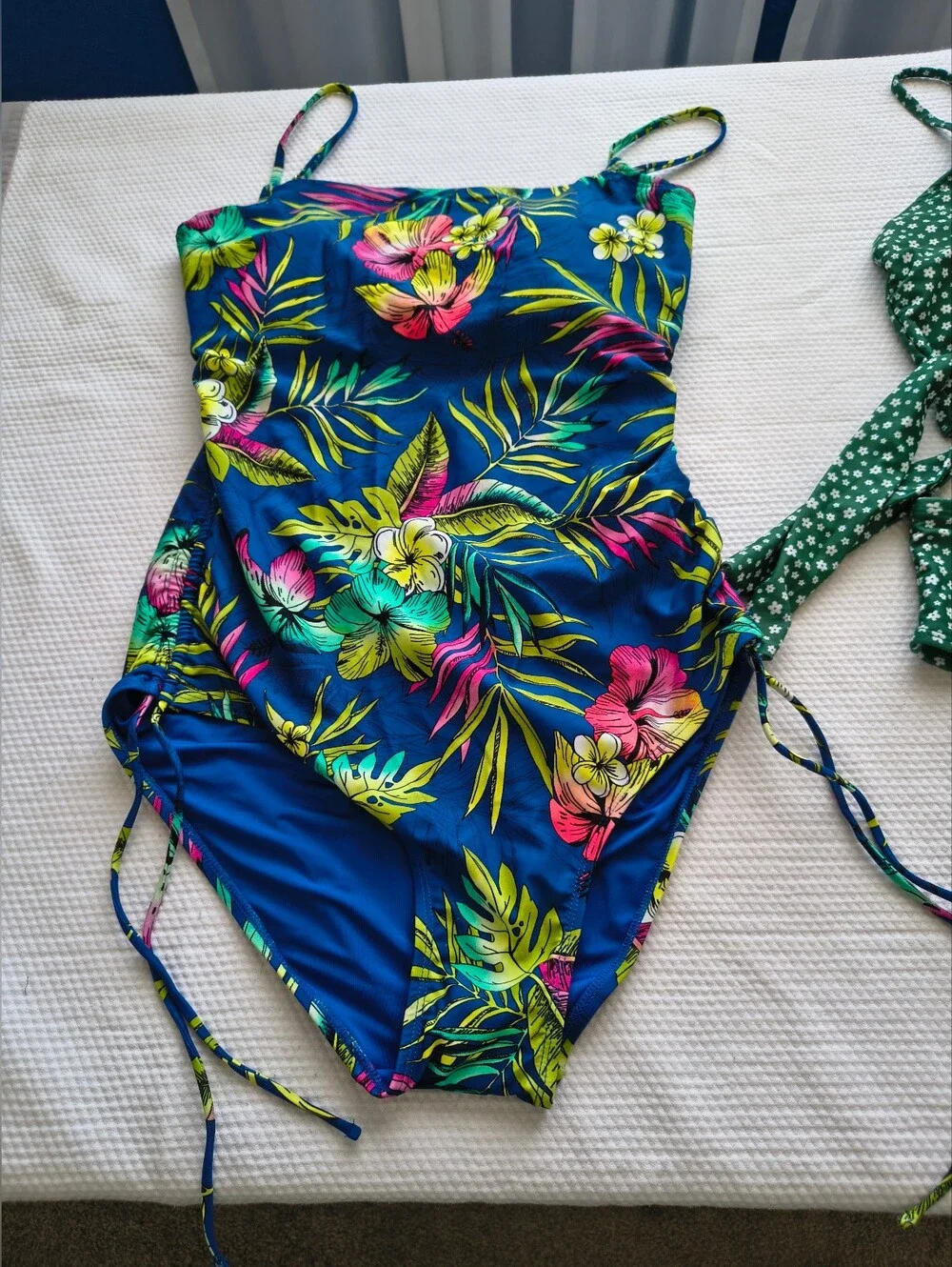 Women's Swimwear Lot Floral One-Piece Tankini & Separates - Size L.